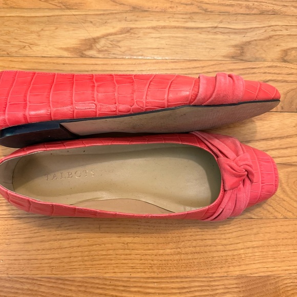 Talbots Pink Croc Flats EUC Sz 8 - Picture 2 of 7